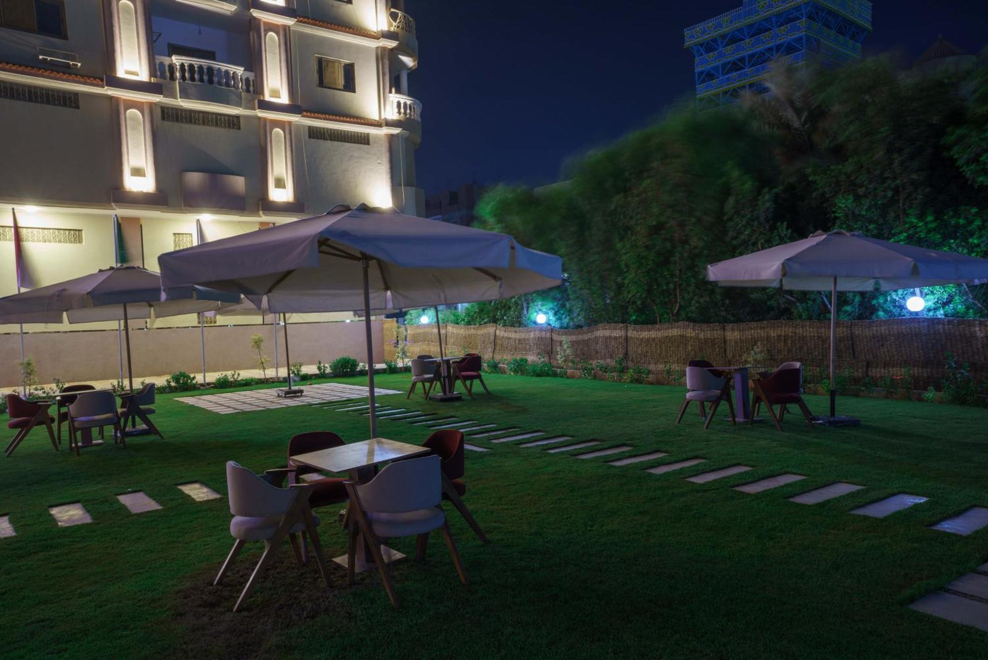 Pyramids Sunshine View Hotel Kafret el-Gabal Kültér fotó